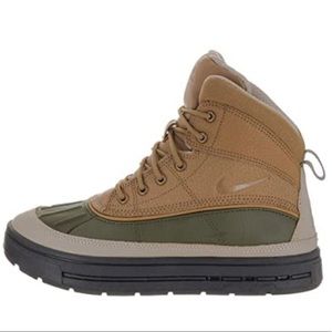Nike ACG Grade School Woodside Boots